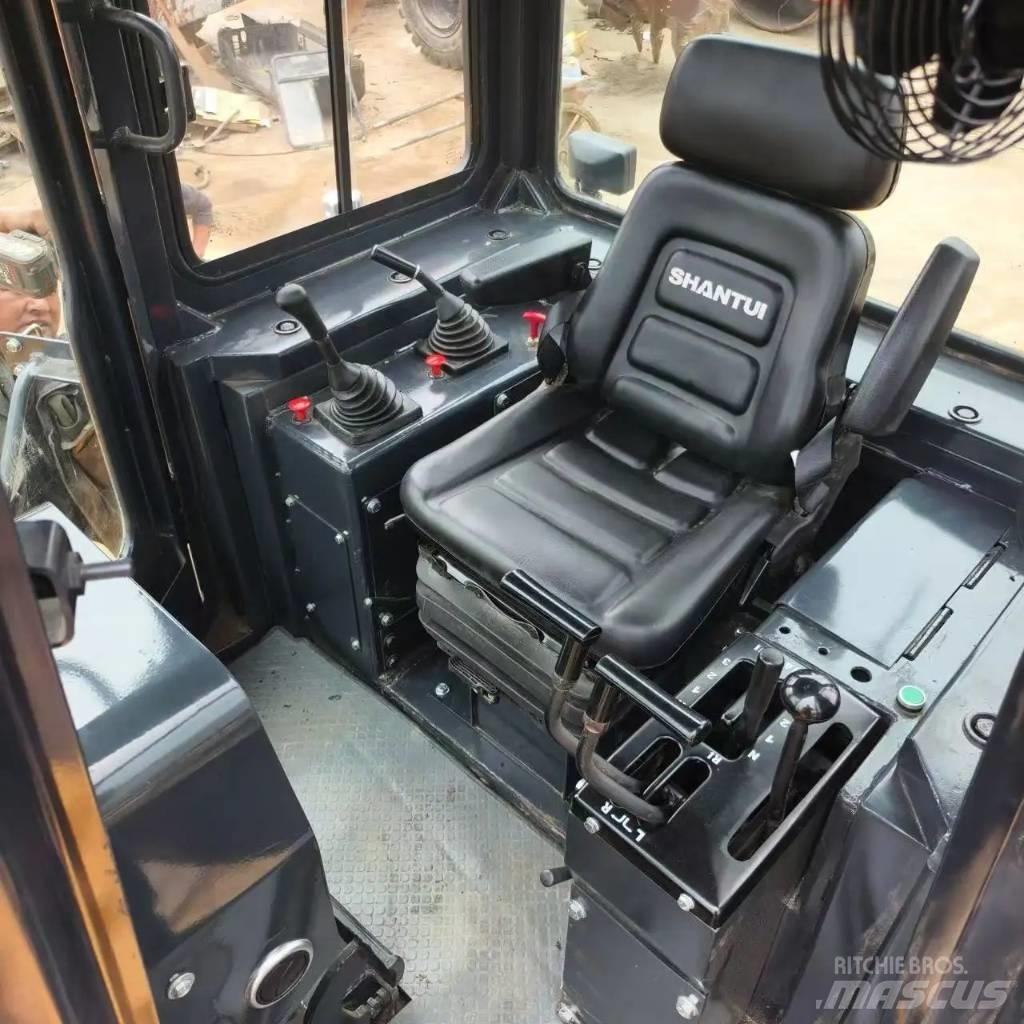 Shantui SD 16 Гусеничні бульдозери