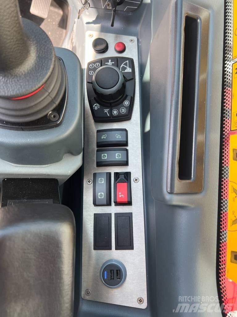 Magni RTH 7.26 Телескопічні навантажувачі