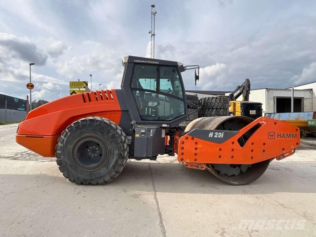 Hamm H20 i Грунтові котки