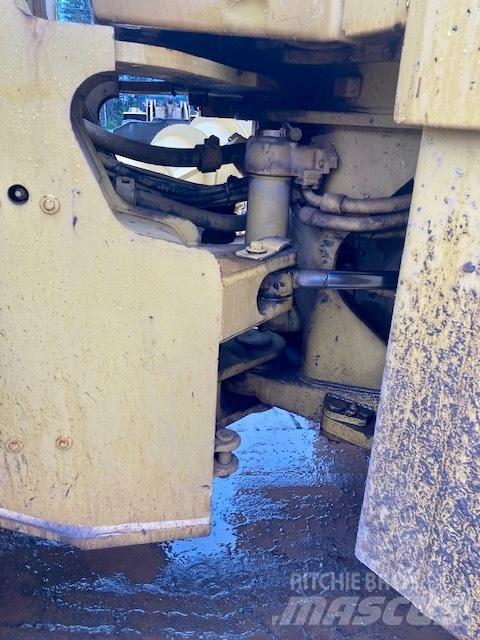 CAT 966 F II Фронтальні навантажувачі
