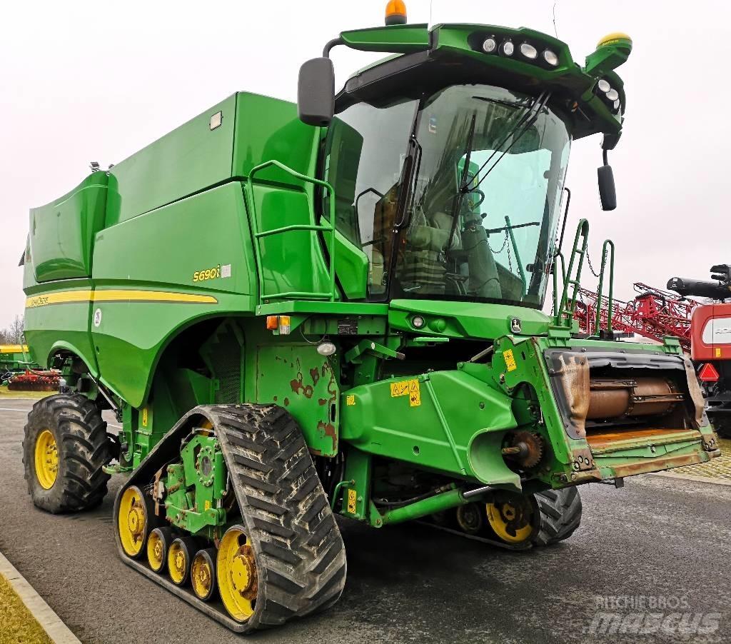 John Deere S 690 i Зернозбиральні комбайни