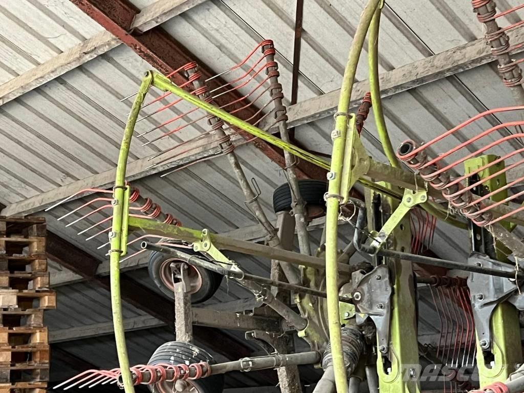 CLAAS Liner 2700 Рядкові жатки