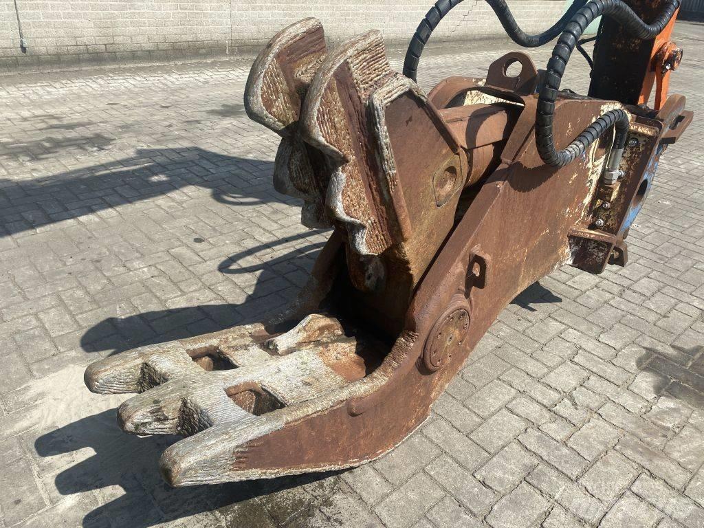  Crusher CW 30 Різаки