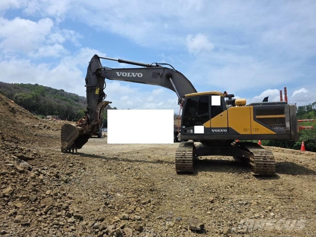 Volvo EC 300 E Гусеничні екскаватори