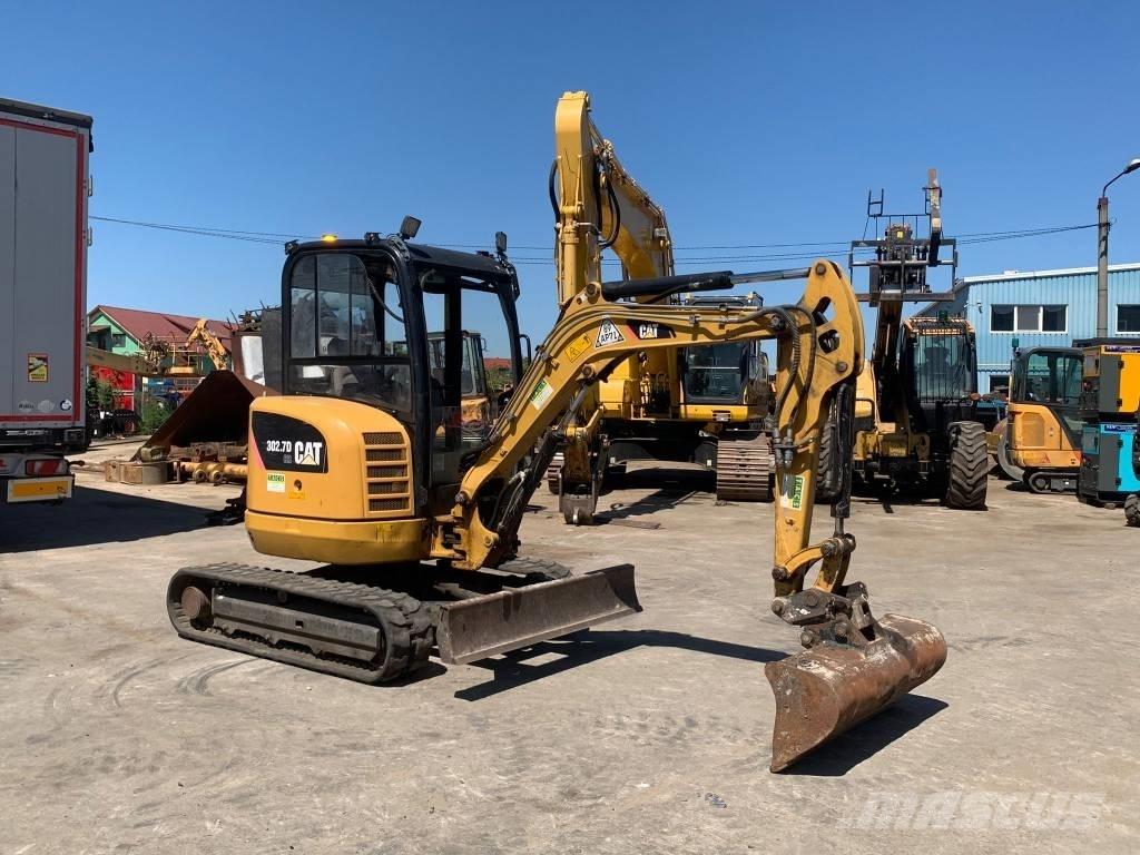 CAT 302.7 D CR Міні-екскаватори < 7т