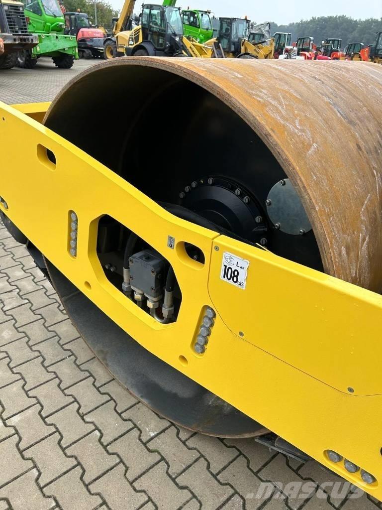 Bomag BW 211 D-5 Грунтові котки