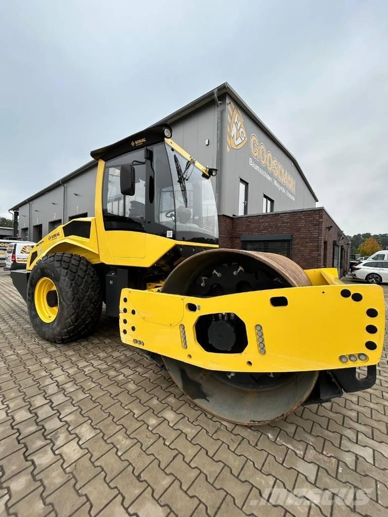 Bomag BW 211 D-5 Грунтові котки