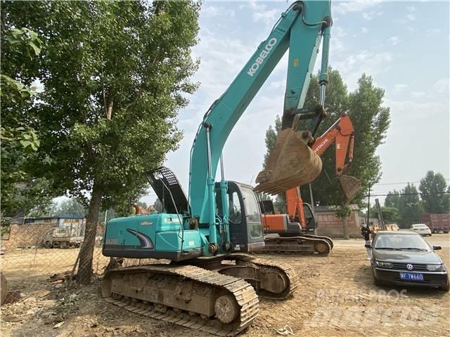 Kobelco SK200-8 Гусеничні екскаватори