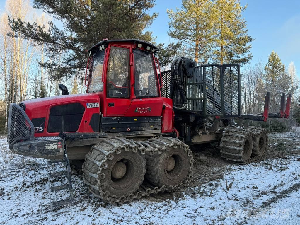 Komatsu 875 Форвардери