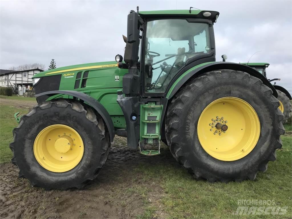 John Deere 6250R Трактори