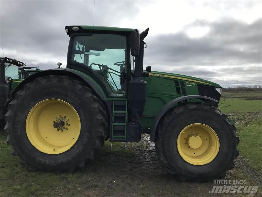 John Deere 6250R Трактори