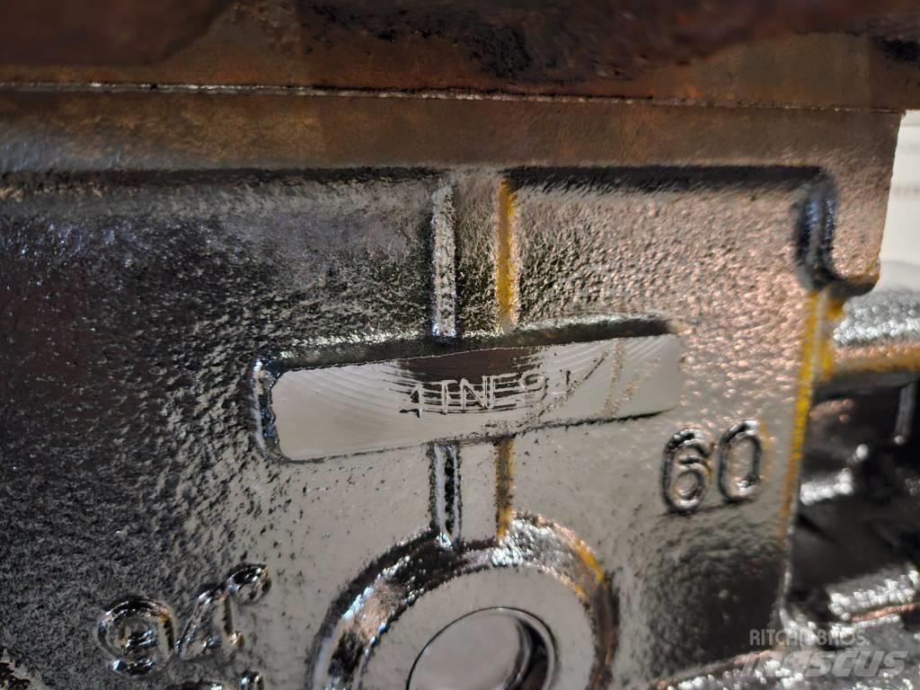 Yanmar 4TNE94 Двигуни