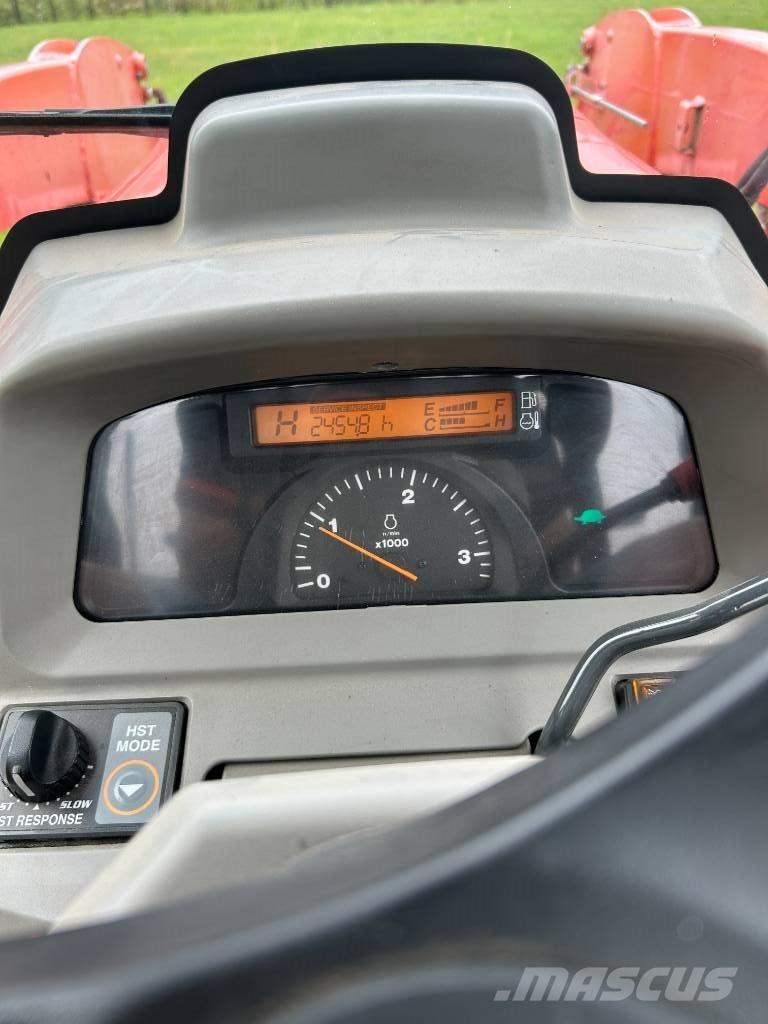 Kubota L 4240 Трактори