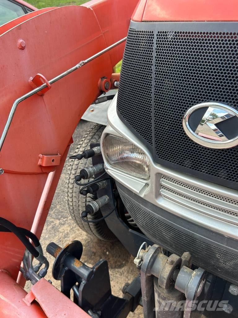 Kubota L 4240 Трактори
