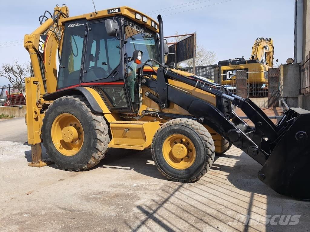 CAT 442 D 4x4 Екскаватори-навантажувачі