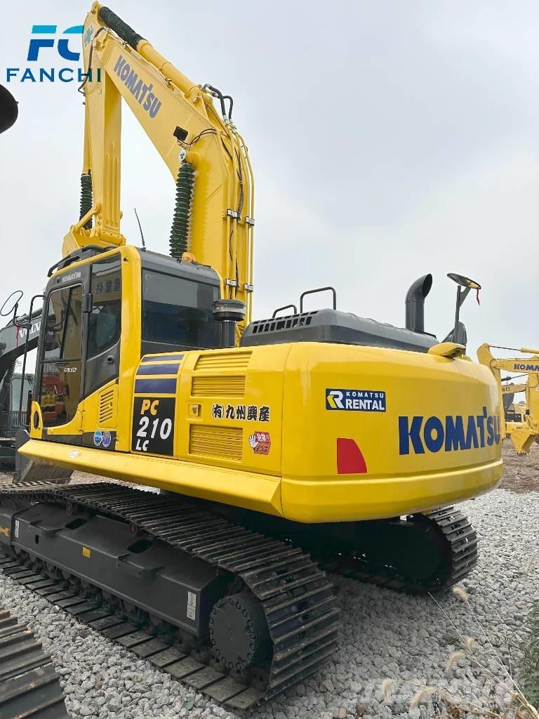 Komatsu PC 210-8 Гусеничні екскаватори