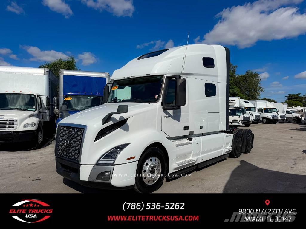 Volvo Commercial VNL Тягачі