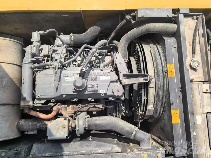 Sumitomo SH200-5 Гусеничні екскаватори