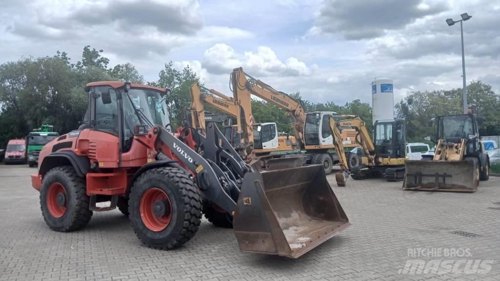 Volvo L 50 G-TP Фронтальні навантажувачі