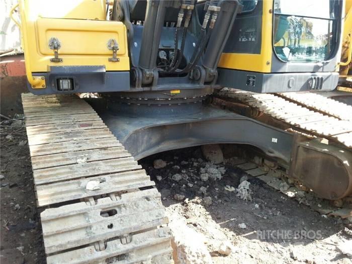 Volvo EC 240 B LC Гусеничні екскаватори
