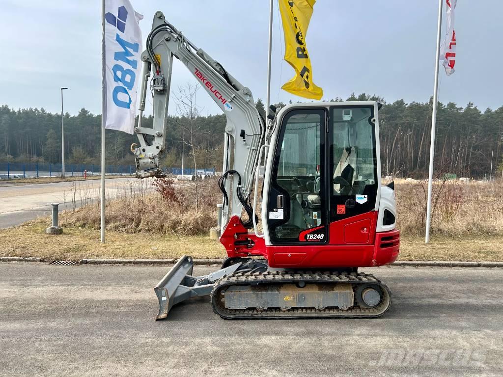 Takeuchi TB 240 Міні-екскаватори < 7т