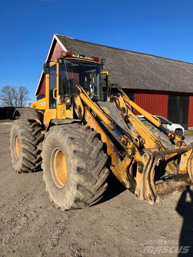JCB 414S Телескопічний навантажувач