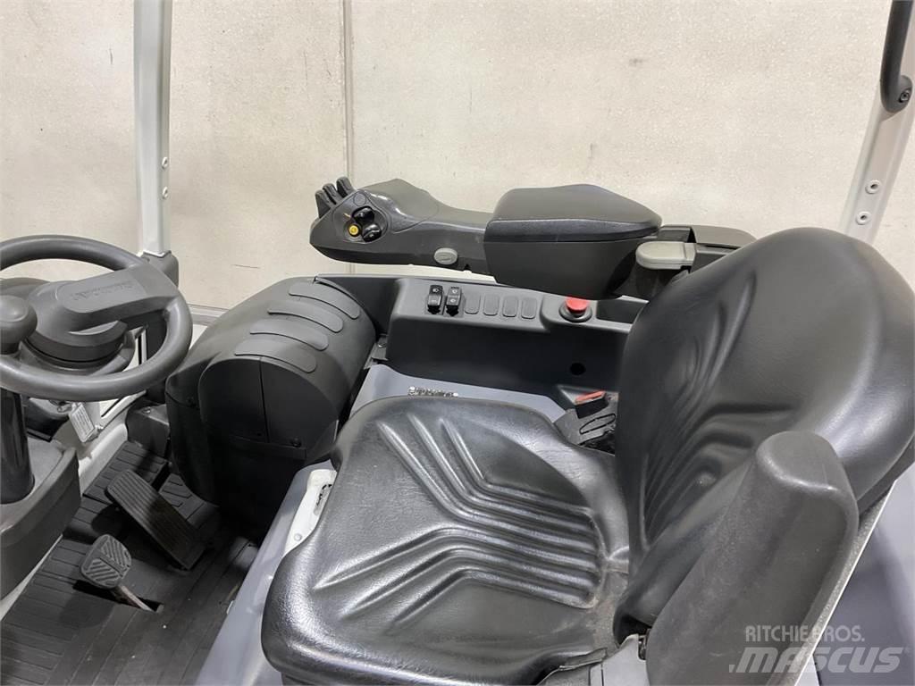 Nissan TX3-16 Електронавантажувачі
