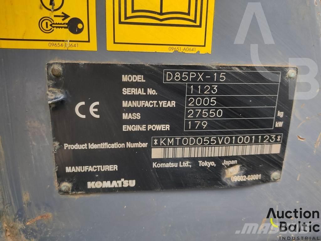 Komatsu D85PX-15 Гусеничні бульдозери