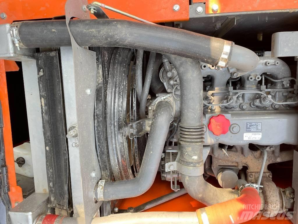 Hitachi 120 Гусеничні екскаватори