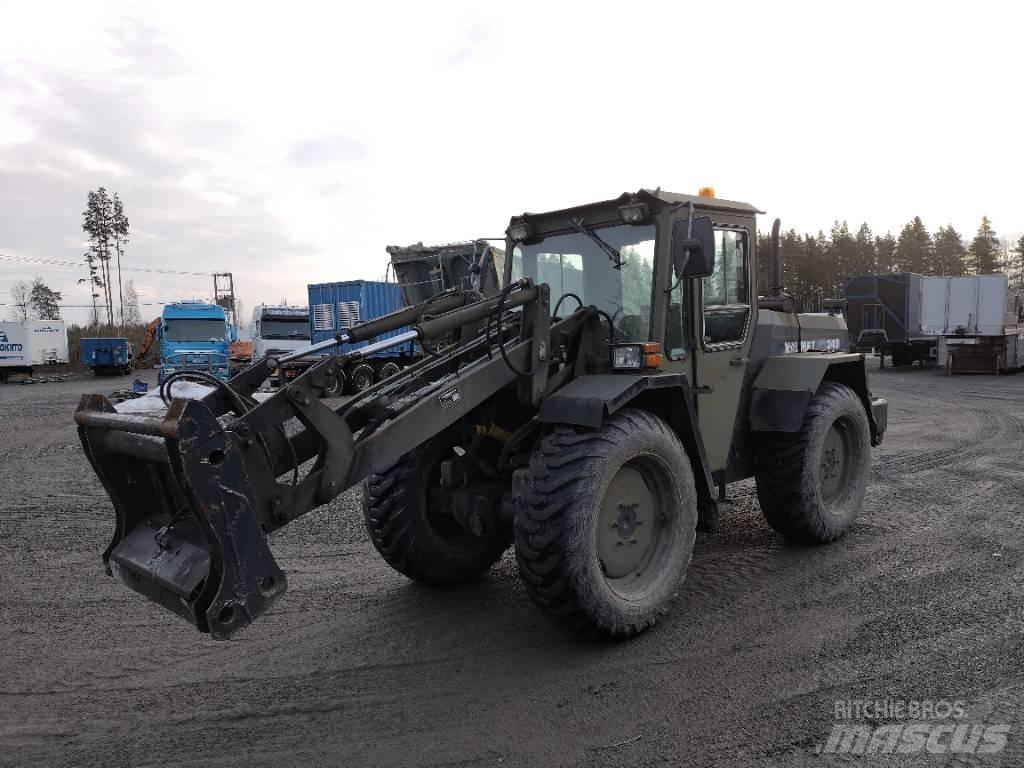 Valmet 643 Малі навантажувачі
