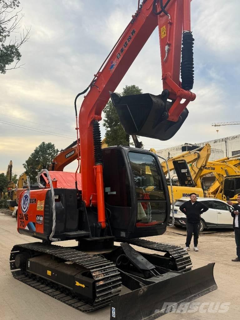 Hitachi ZX 70 Міні-екскаватори < 7т