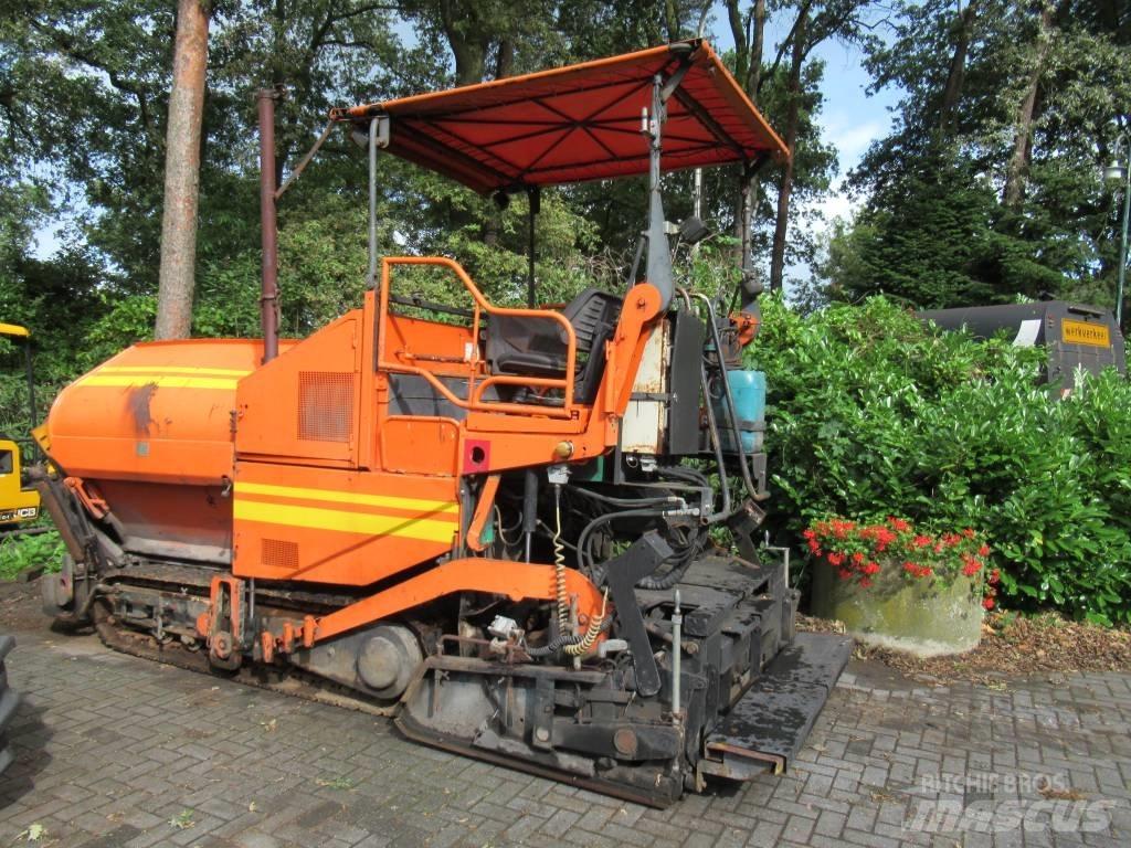 Demag DF 65 C  DF 115 Асфальтовкладачі