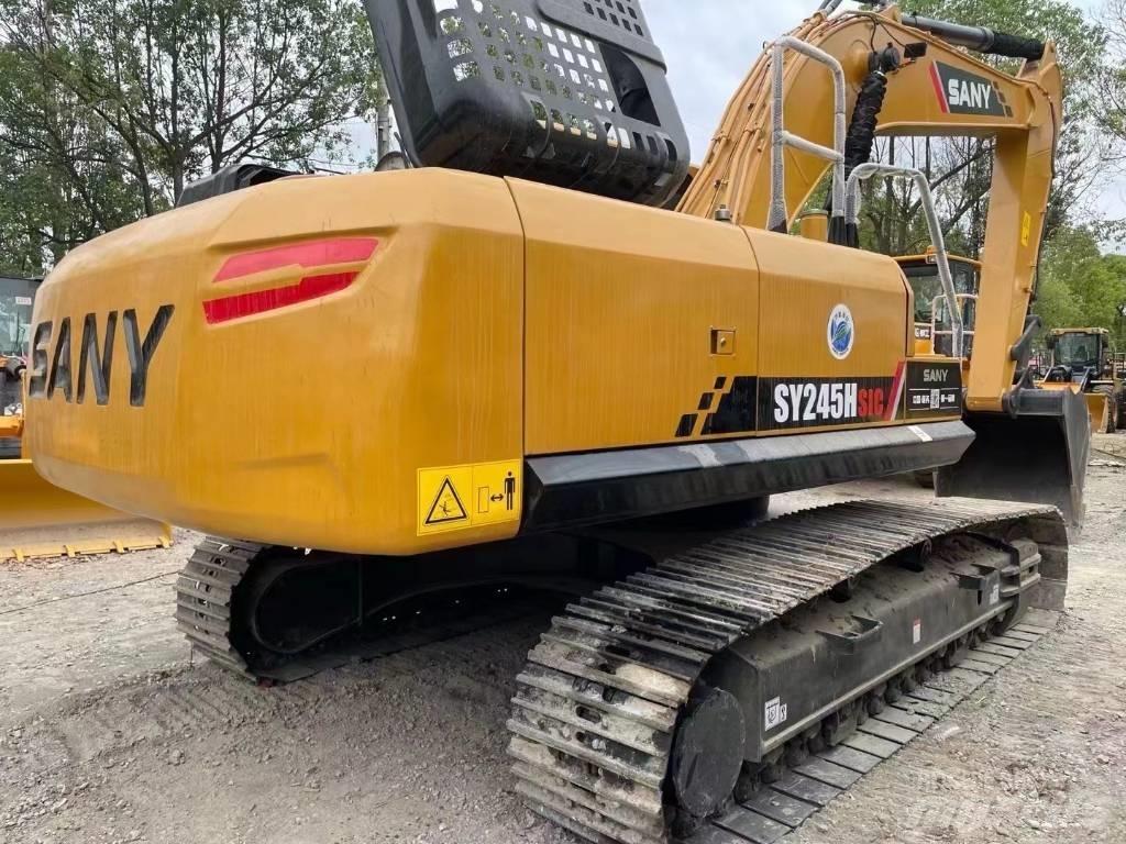 Sany SY 245 Гусеничні екскаватори