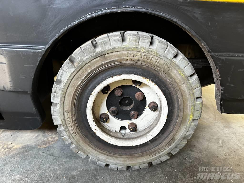 Yale MT70 Тягачі колісні