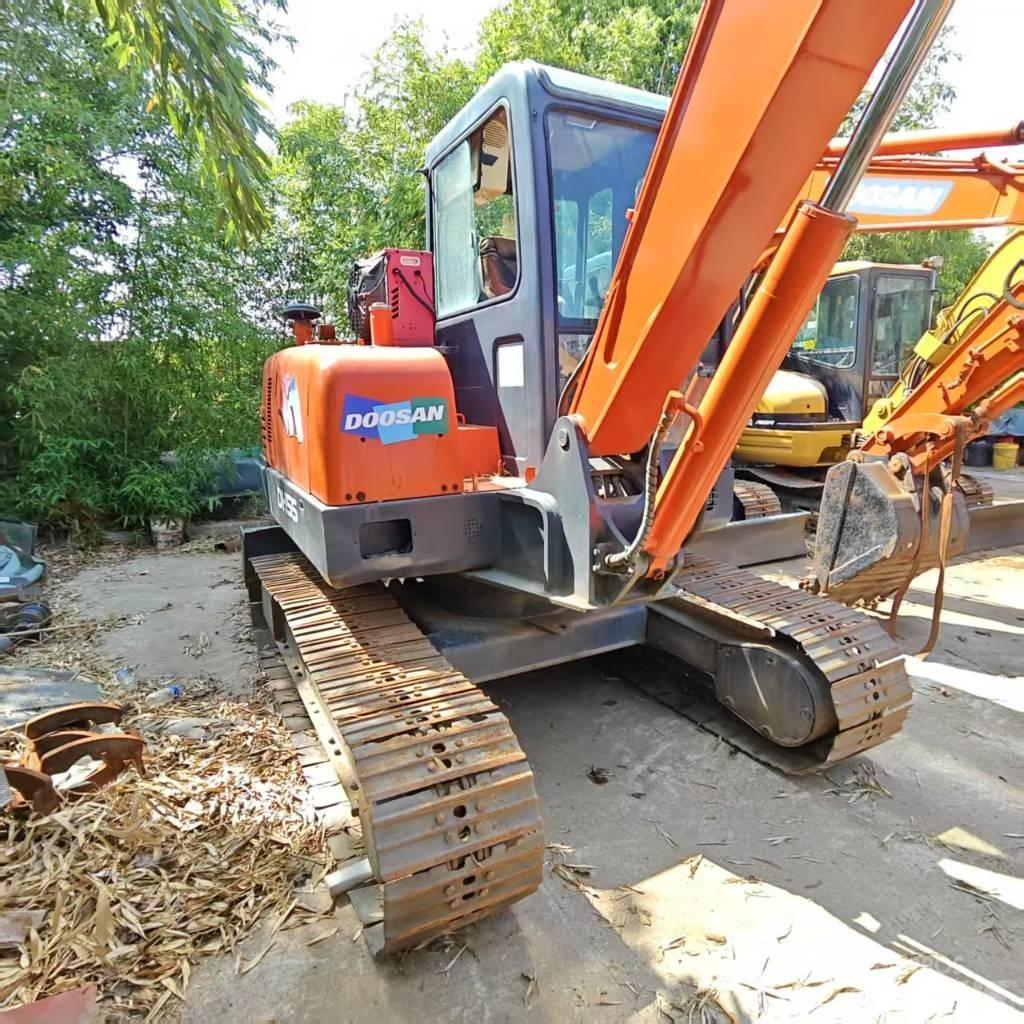 Doosan DH 55-V Міні-екскаватори < 7т