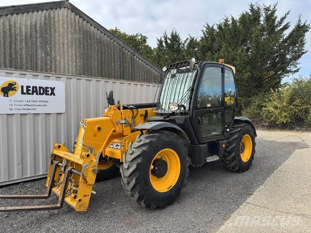 JCB 535-95 Телескопічні навантажувачі