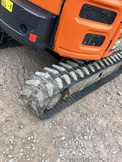 Hitachi ZX26U Спеціальні екскаватори