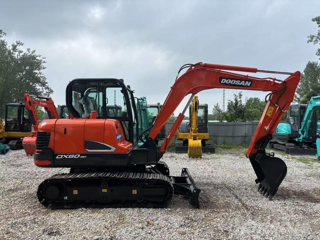 Doosan DX 60 Міні-екскаватори < 7т