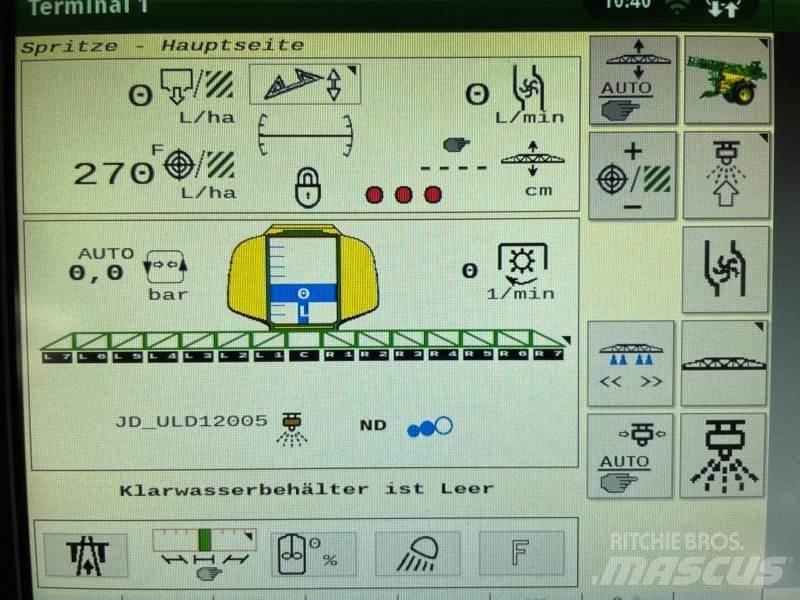 John Deere R740i Причіпні обприскувачі