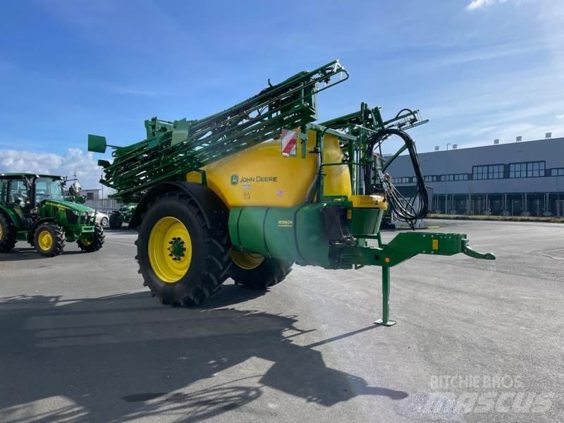 John Deere R740i Причіпні обприскувачі