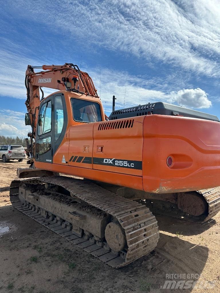 Doosan DX 255 LC Гусеничні екскаватори