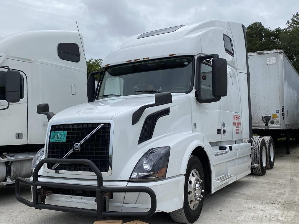 Volvo VLN 670 Тягачі