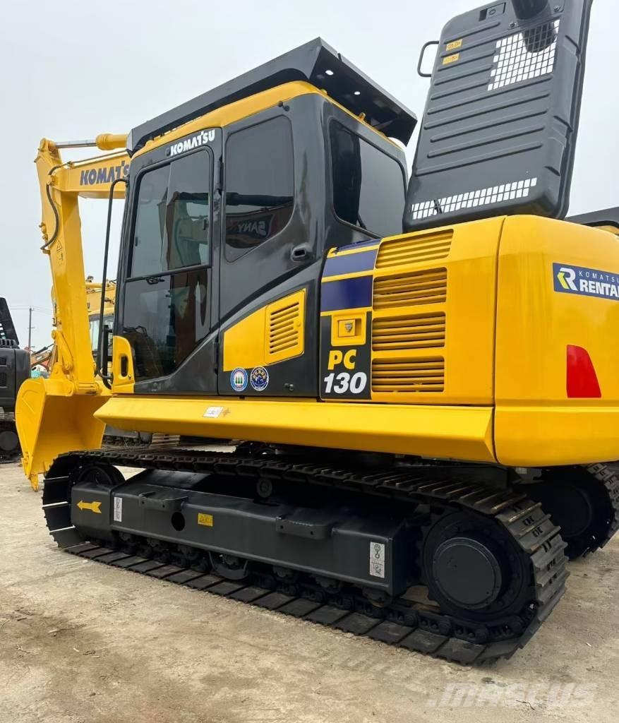 Komatsu 130 Гусеничні екскаватори
