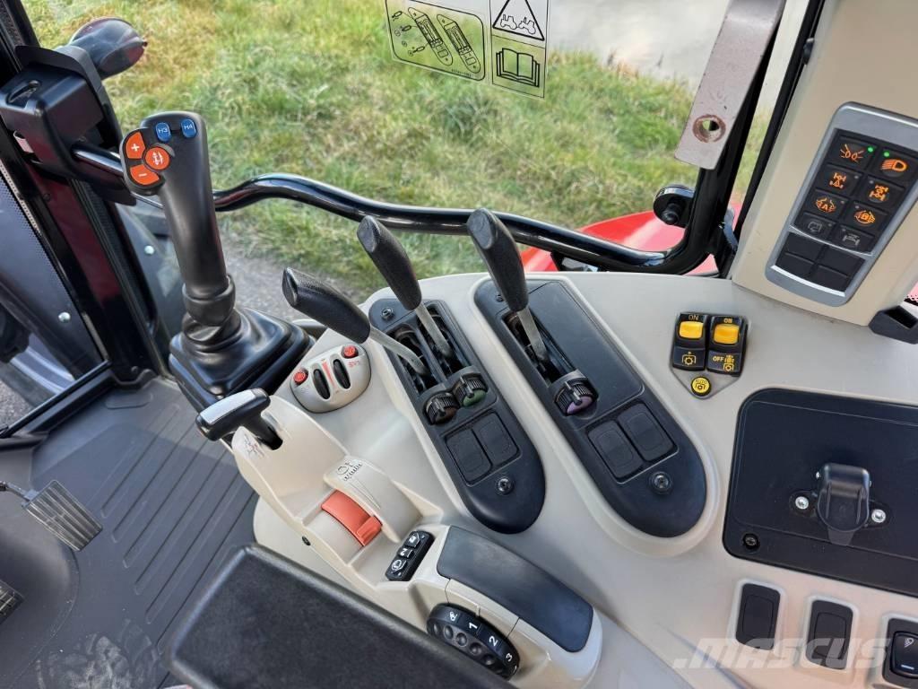 Massey Ferguson 5609 Трактори