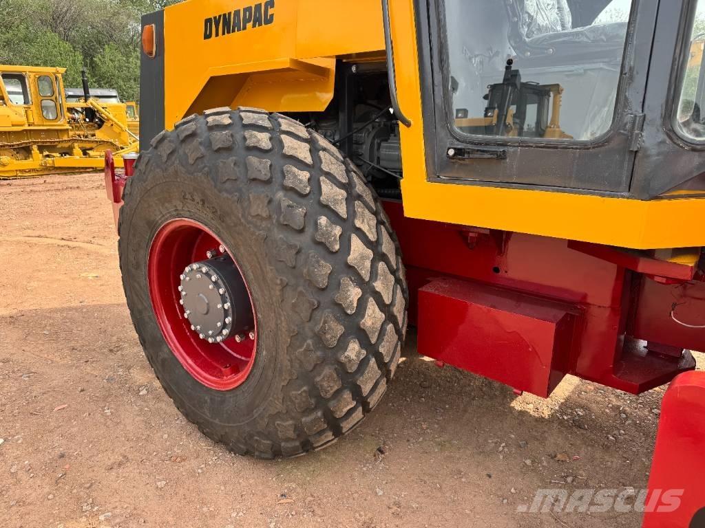 Dynapac CA 30 D Грунтові котки
