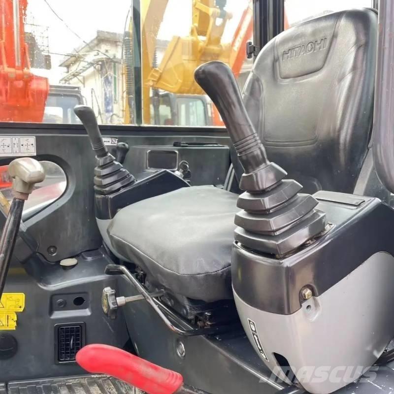 Hitachi ZX50U Міні-екскаватори < 7т
