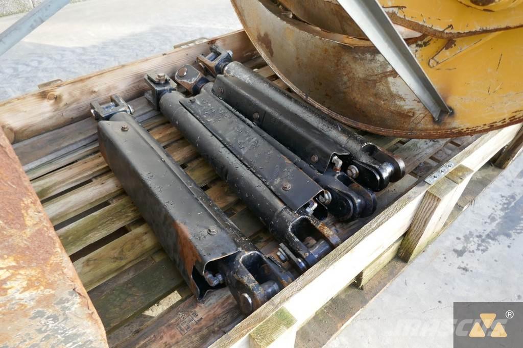 CAT 525D Grapple Транспорт - Інші