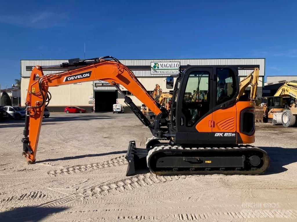 Develon DX 85 R-7 Середні екскаватори 7т. - 12т.