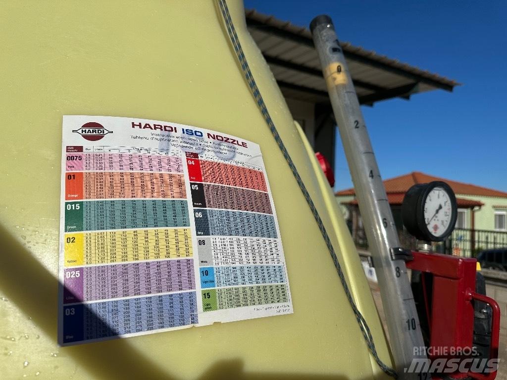 Hardi Ranger 2500 Причіпні обприскувачі