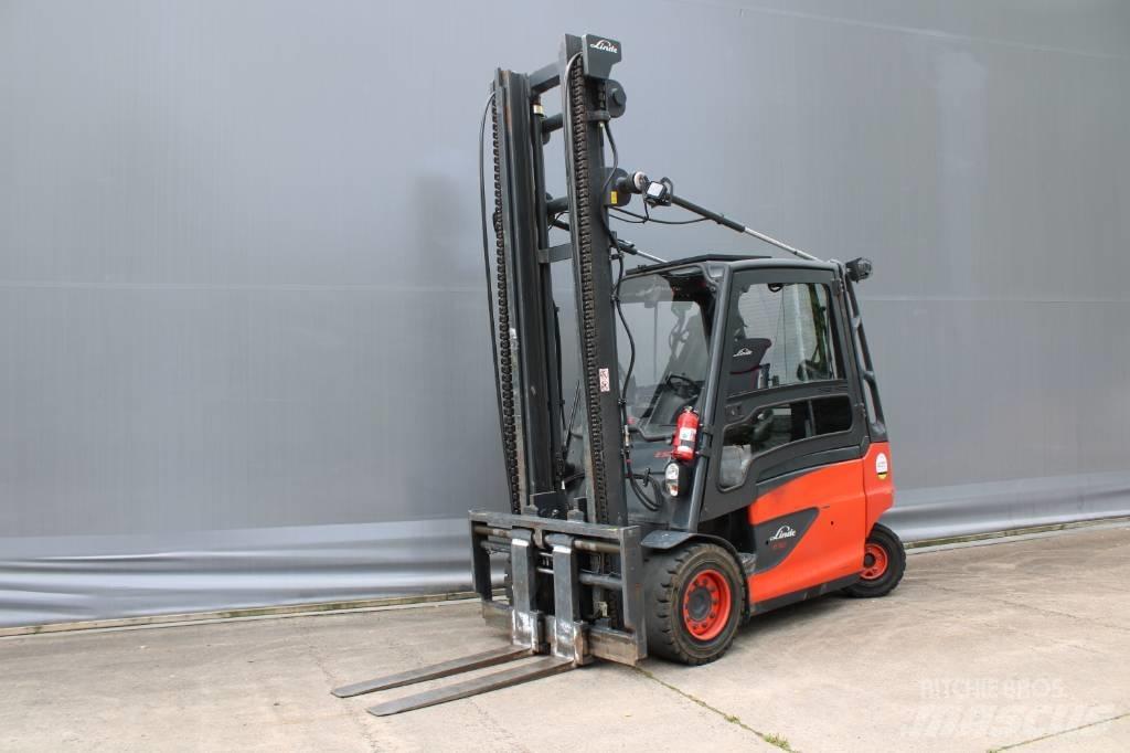 Linde E50HL-01 Електронавантажувачі